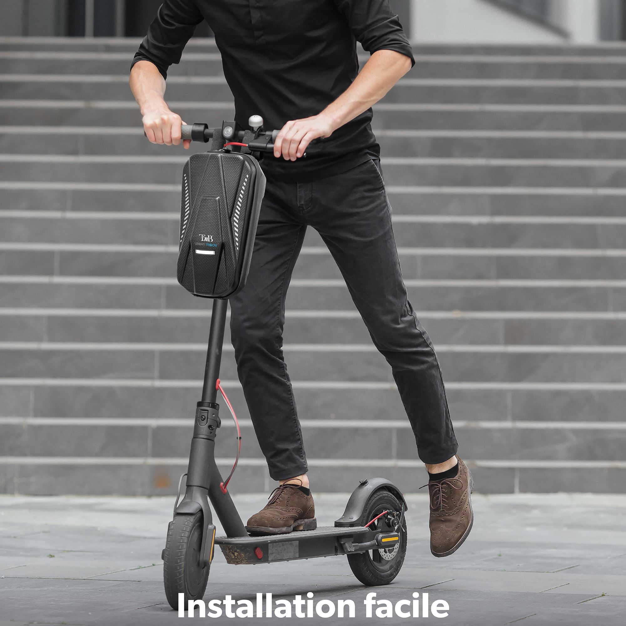 Sacoche coquée pour trottinette3