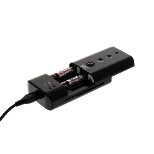 UNIV. BATTERY CHARGER + USB6