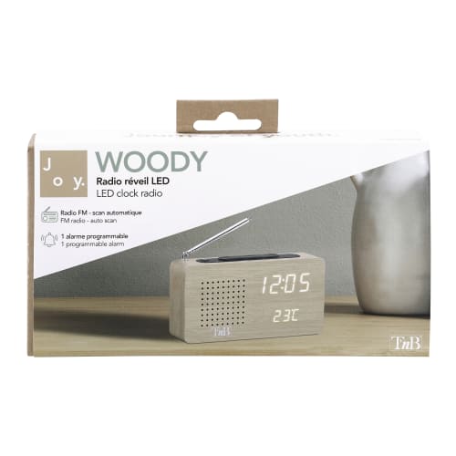 LED FM alarm clock radio with wood finish6