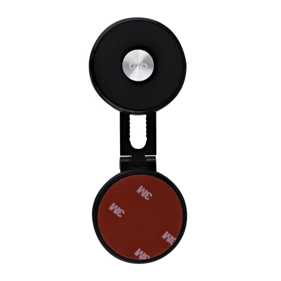 Tablero magnético y soporte para computadora de abordo.