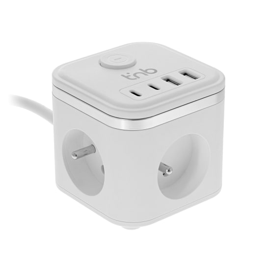 Multiprise secteur avec 3 prises + 4 ports USB (2 USB-A + 2 USB-C) – Bouton ON/OFF